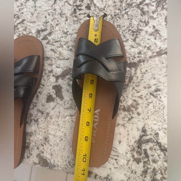Authentic Prada sandals - Picture 7 of 8
